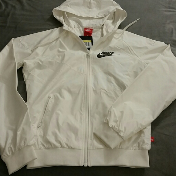 Nike Jackets & Blazers - 💸Pricedrop💸from $70Nike wind runner jacket sz S